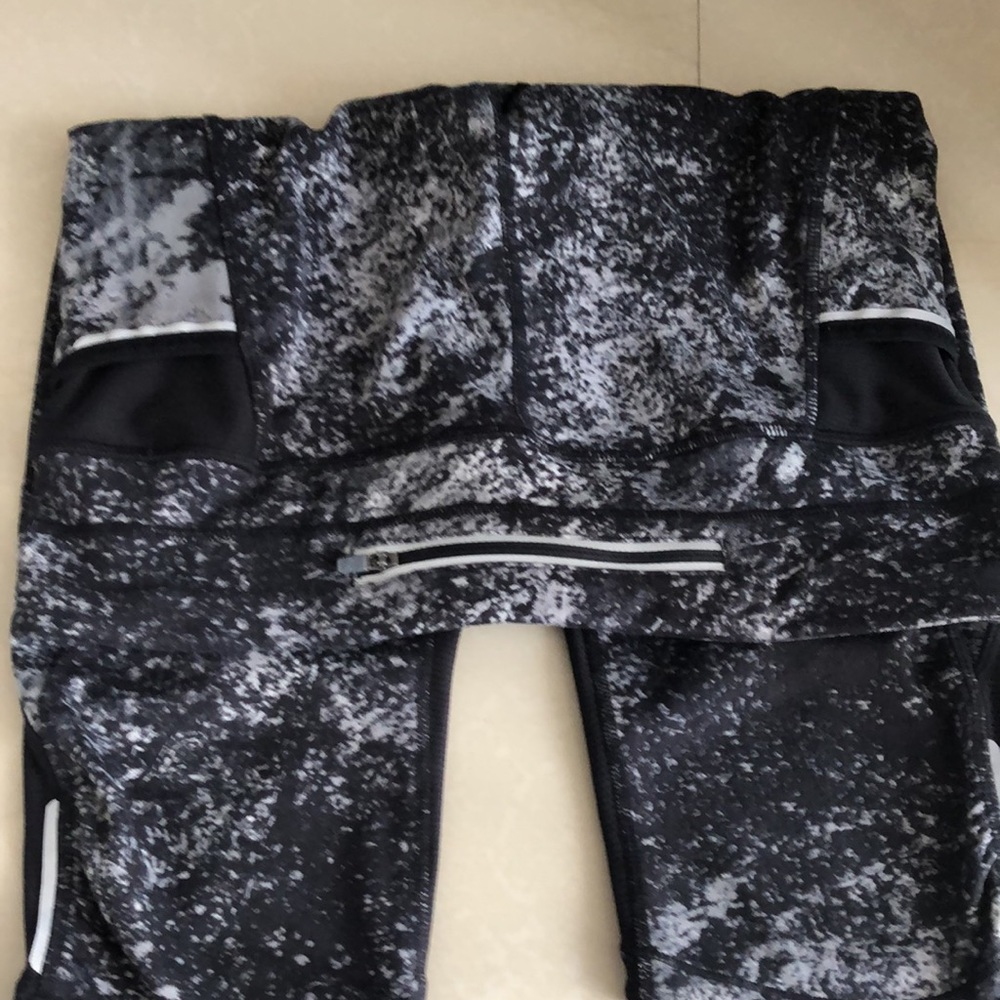 Athleta Work Out Capris - image 2